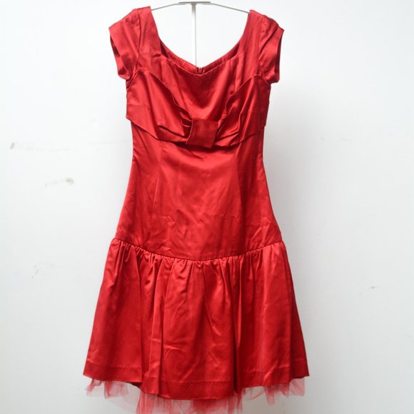 Red Bow Dress - Picture 1 of 2
